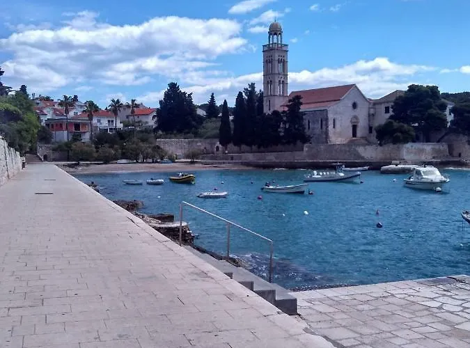 Apartman Nora * Hvar Town