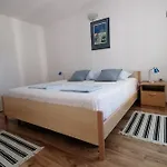 Apartman Nora *